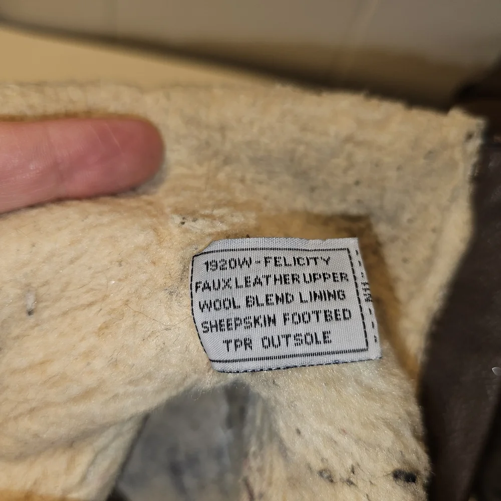 Bearpaw Boots - Style 1920-Felicity - Size 8.5 - Picture 9 of 14